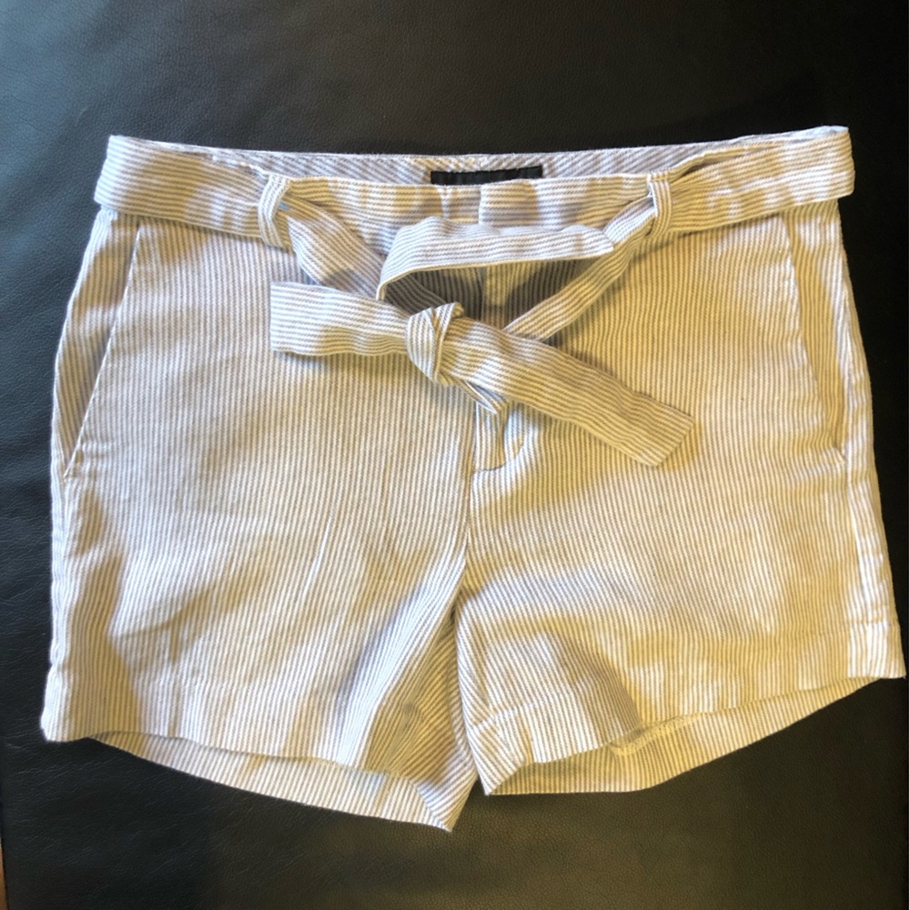 Shorts Banana Republic Br White & Gray Striped Tie Shorts